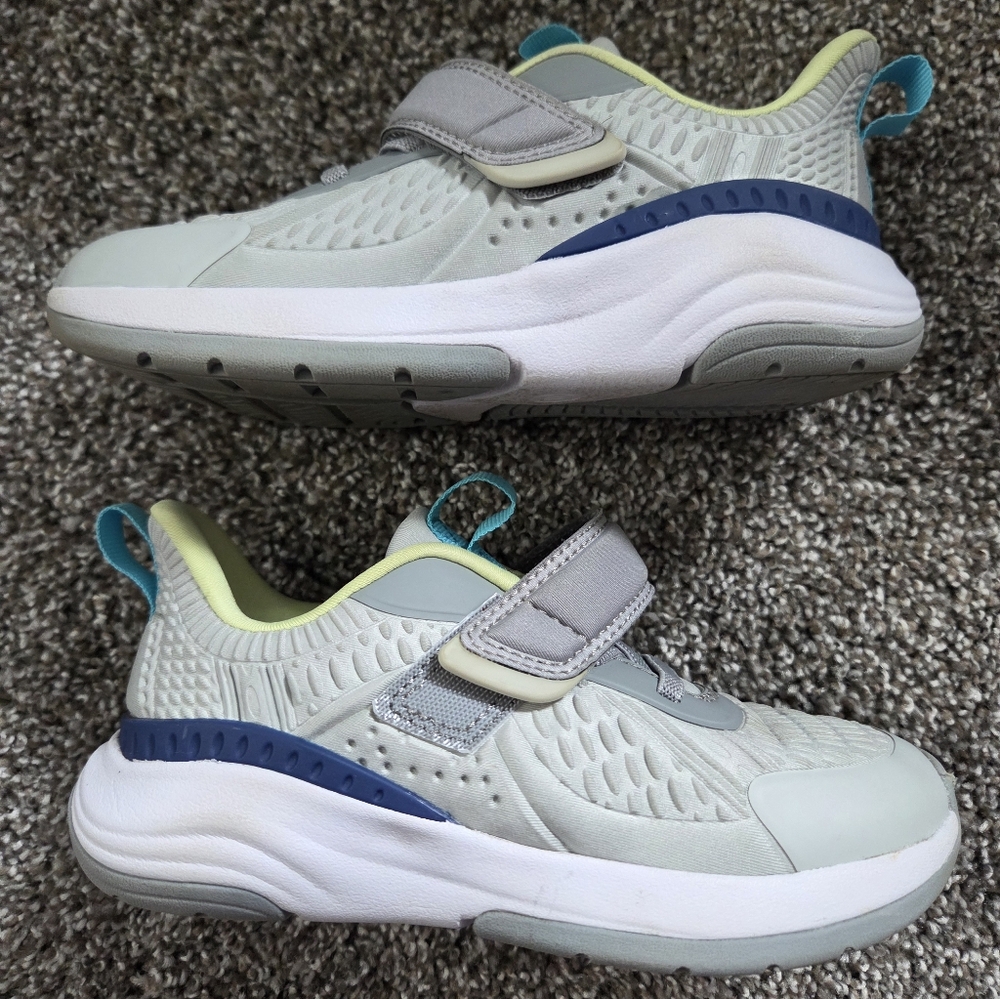 All In Motion Sneakers - Picture 5 of 5